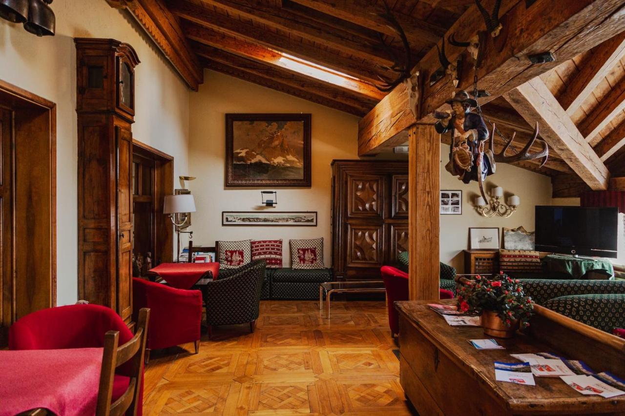 Hotel Jumeaux Бройл-Червиня Екстериор снимка