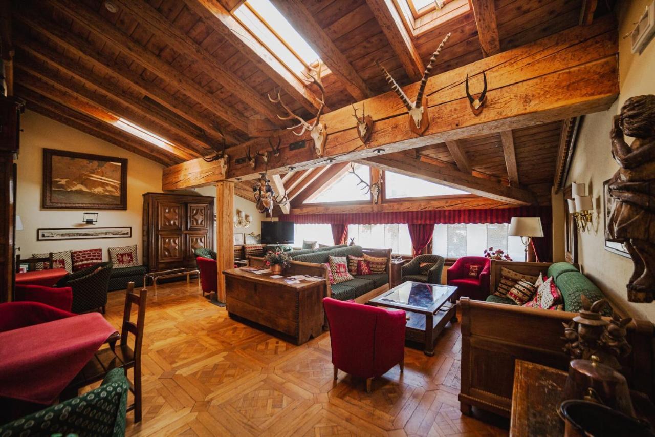 Hotel Jumeaux Бройл-Червиня Екстериор снимка