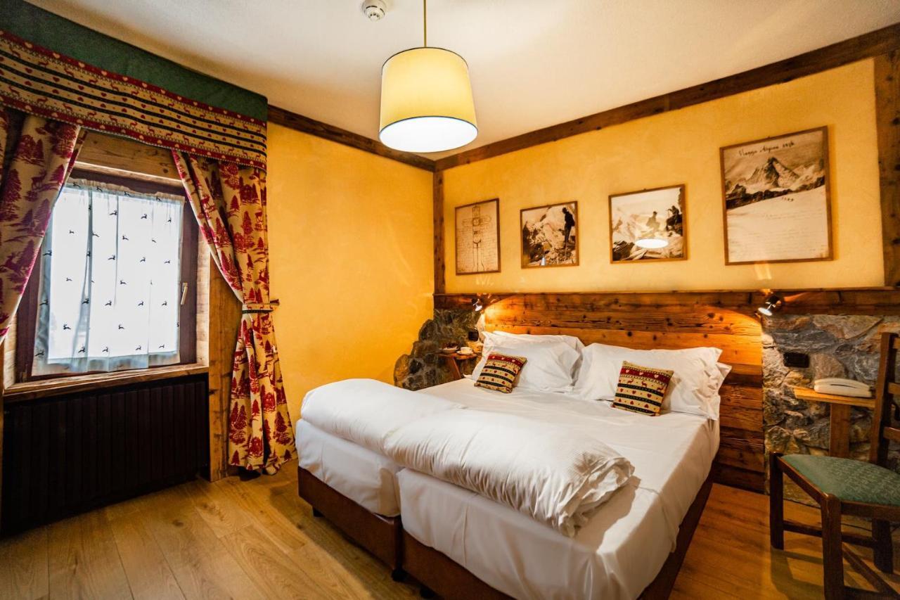 Hotel Jumeaux Бройл-Червиня Екстериор снимка