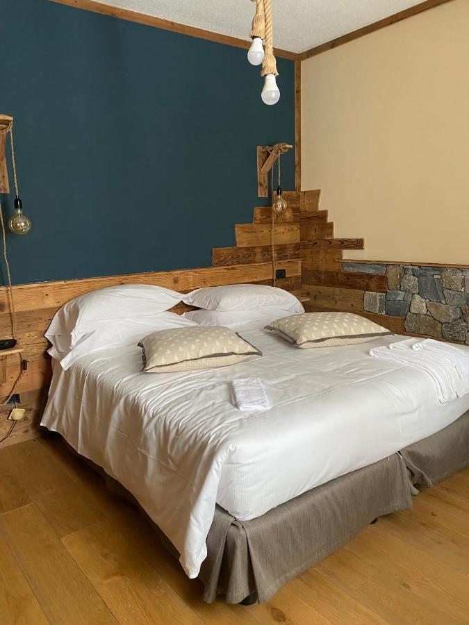Hotel Jumeaux Бройл-Червиня Екстериор снимка