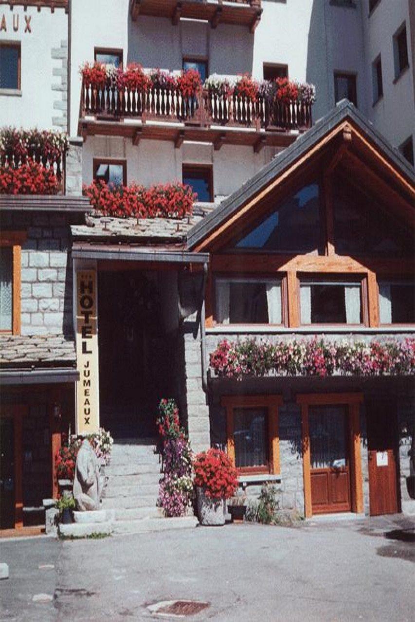Hotel Jumeaux Бройл-Червиня Екстериор снимка
