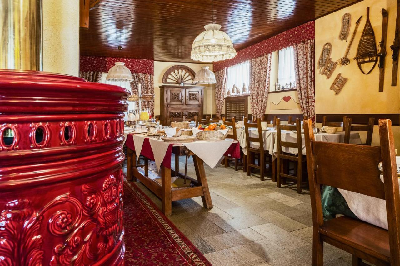 Hotel Jumeaux Бройл-Червиня Екстериор снимка