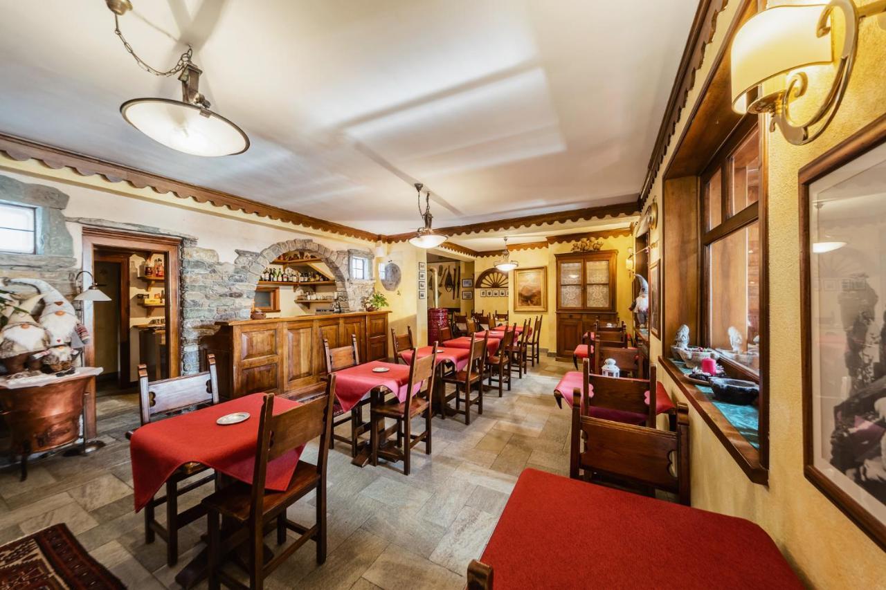 Hotel Jumeaux Бройл-Червиня Екстериор снимка
